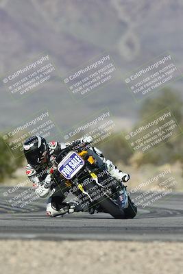 media/Jan-15-2026-Racers Edge (Thu) [[dfebeb70ab]]/2-A Group/Session 5 (Turn 5)/